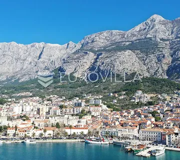Makarska, građevno zemljište na atraktivnoj lokaciji - cover