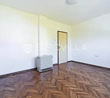 Osijek, Jug 2, prodaje se jednosoban stan površine 33 m²