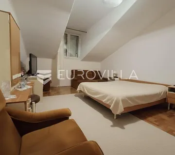 Rijeka, stan u centru 64,09 m², idealna lokacija, blizina mora i Korza