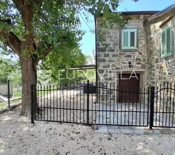 Istra, Buzet, autentična kamena kuća s potpunom privatnošću u srcu prirode - cover