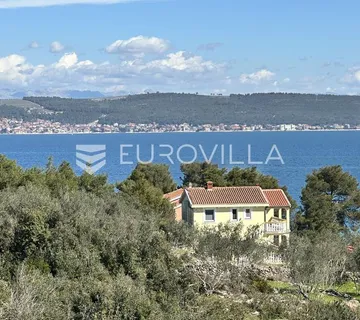 Otok Ugljan, Kukljica, građevinsko zemljište s pogledom na more