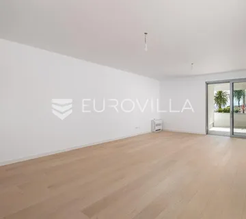 Opatija, dvosoban stan 88 m² NOVOGRADNJA