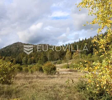 Fužine, predivan ravan teren 726 m², blizini jezera Bajer