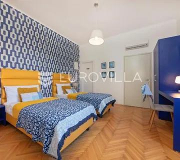 Istra, Pula, dva apartmana u centru, 58,91 m², blizu Arene, odlična investicija i turistički najam - Medulin