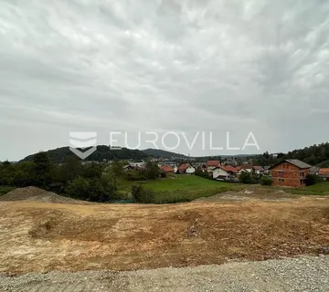 Duga Resa, Roganac, građevinsko zemljište 1656 m2 s projektom za kuću - cover
