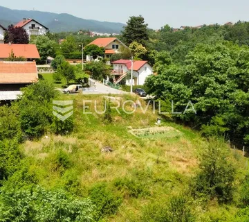 Zagreb, Gornja Kustošija, građevinsko zemljište 680m2