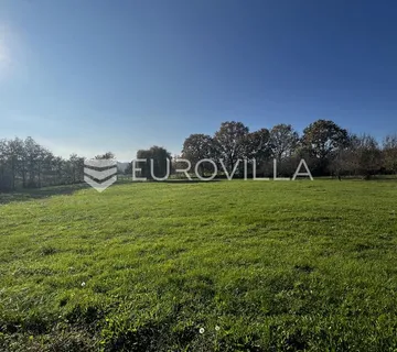 Daruvar, građevinsko zemljište 10590 m²