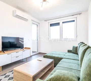 Zagreb, Blato, moderan dvosoban stan u novogradnji s garažnim parkirnim mjestom, 49 m², PRVI NAJAM - cover