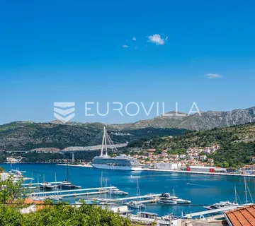 Dubrovnik, vila s bazenom i panoramskim pogledom
