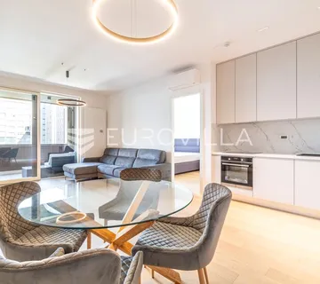 Zagreb, Heinzelova VMD, stambeno/poslovni prostor 77 m² GARAŽA 19 M2