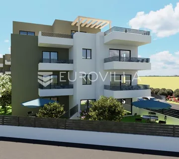 Trogir, dvosoban stan u prizemlju površine 46.93 m² - cover