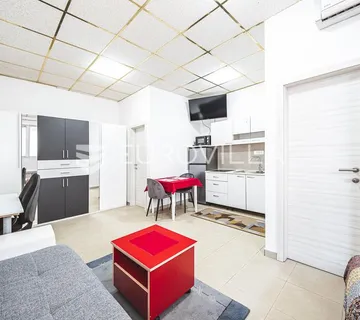 Zagreb, Trešnjevka, poslovno/stambeni prostor površine 54 m² - cover