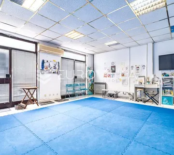 Zagreb, Malešnica, ulični poslovni prostor površine 52,40 m² - cover