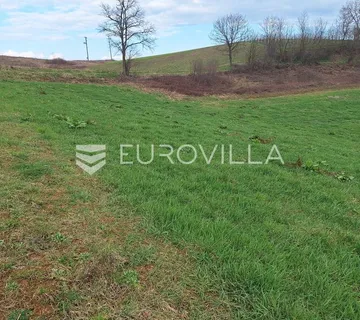 Duga Resa, Mrežničko Dvorište, građevinsko zemljište 4682 m², 800 m do Mrežnice - Mrežničko Dvorište, Duga Resa