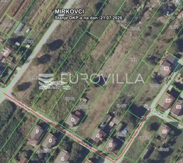 Vinkovci, Mirkovci, atraktivno zemljište 817 m² površine - Mirkovci, Vinkovci