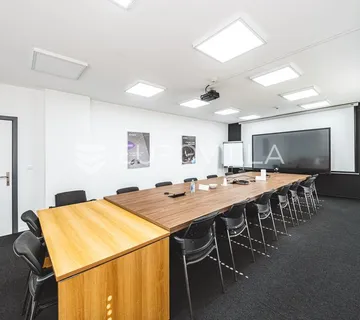 Zagreb, Borongajska cesta poslovni prostori za zakup 356 m²