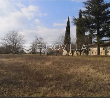 Žminj, veliko građevinsko zemljište 3816 m2 u naselju Općine Žminj - Jurići, Žminj