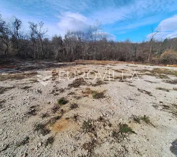 Slunj, Donji Lađevac, građevinsko zemljište 2946 m², odlična lokacija - cover