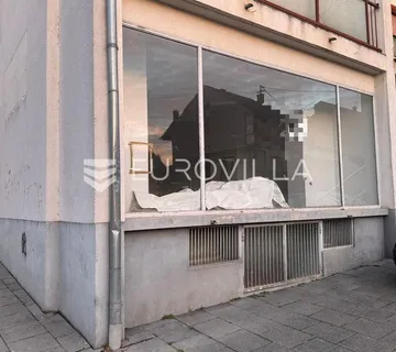 Đakovo, Centar, poslovni prostor sa skladištem, 230 m²