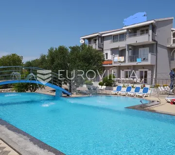 Primošten, prekrasna villa sa velikim bazenom