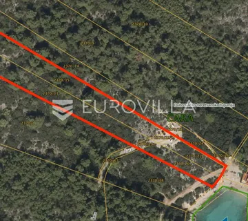 Čara, uvala Žitna, atraktivna parcela prvi red uz more u zoni T2, 7.389 m² - cover