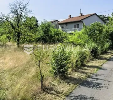 Grobnik, Dražice, kuća s dva stana 161 m², garažama i prostranom okućnicom - cover
