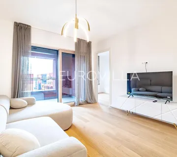 Zagreb, Ivana Cankara prekrasan četverosoban stan 123 m² s dva garažna mjesta