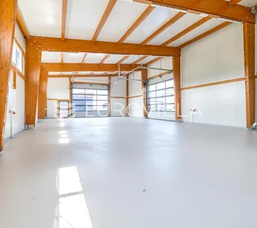 Zaprešić, Prigorje Brdovečko, industrijska zona, proizvodno prodajna hala 510 m2 - cover