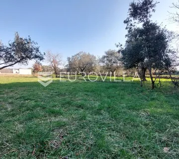 Istra, Vodnjan, građevinsko zemljište 746 m² - Galižana