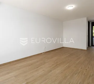Istra, Duga Uvala, 1. kat, adaptirani apartman u sklopu naselja s pogledom na more,150 m od mora - Šegotići, Marčana
