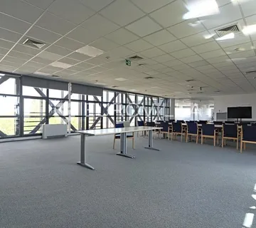 Osijek, Centar, Uređen poslovni ured za najam, 374 m², Novogradnja