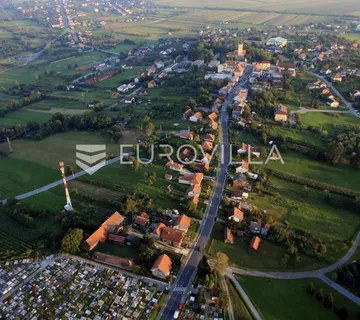 Ivanić, Grad, Križ, građevinsko zemljište, 15.440 m²