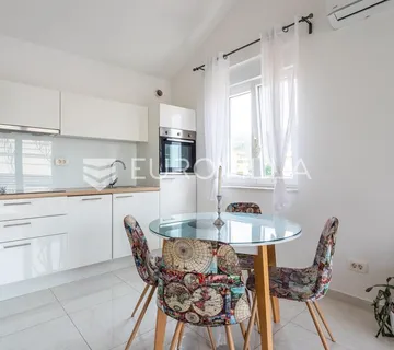 Stobreč, moderan dvosoban stan za najam do 1.6. - Stobreč, Split