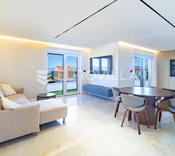 Otok Krk, Malinska, luksuzan novouređen stan 97 m² - Malinska, Malinska-Dubašnica