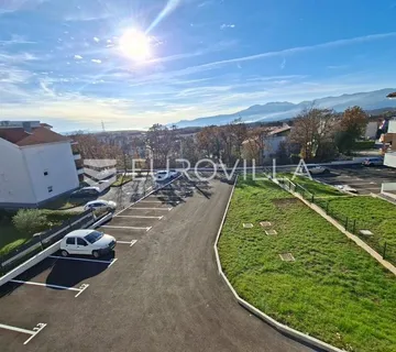 Viškovo, stan u centru, kvalitetna novogradnja, 83,80 m²