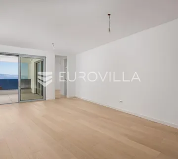 Opatija, moderan trosoban stan 92 m² u novogradnji