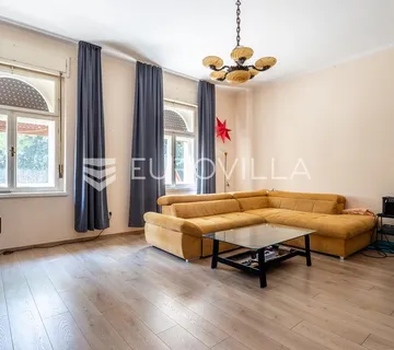 Split, Lovret, odličan dvosoban stan površine 99 m² - cover