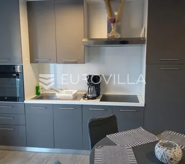 Istra, Vabriga, dugoročni najam stana s dvije spavaće sobe 55 m² - cover