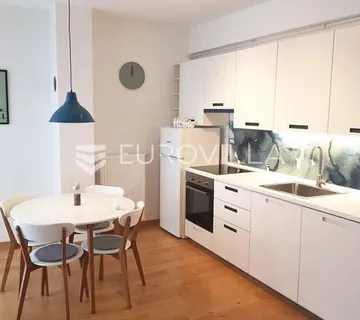 Zagreb, Gračani, moderan dvosoban stan 54,69 m2 s vrtom