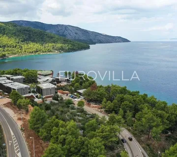 Hvar, Stari Grad, građevinsko zemljište prvi red uz more - cover