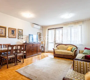 Split, Sućidar, odličan trosoban stan ukupne površine 84 m²
