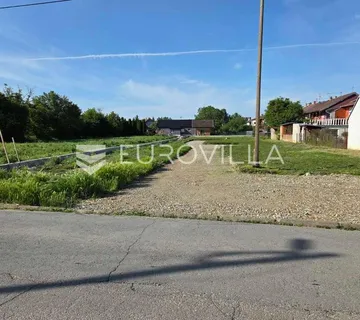 Osijek, Zeleno polje, prodaje se građevinsko zemljište površine 2371 m²