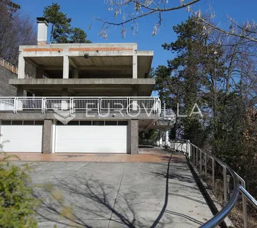 Samobor, Ekskluzivna nedovršena vila na tri etaže 742 m² na parceli 4000 m² - cover