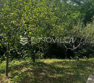 Brodski Varoš, poljoprivredno zemljište s voćnjakom i vinogradom - Brodski Varoš, Slavonski Brod