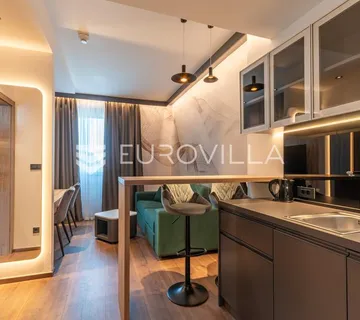 Varaždin, Centar useljiv dvosobni stan 30 m² s uključenim režijama