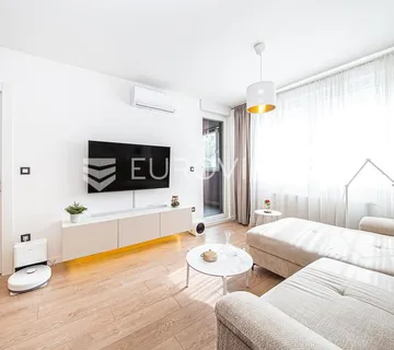 Novi Zagreb, Otok, pet friendly dvosoban smart home stan površine 50 m² s garažnim mjestom