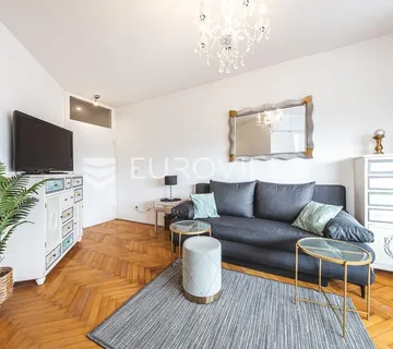 Zagreb, Branimirova, prekrasan dvosoban stan 35,48 m² - cover