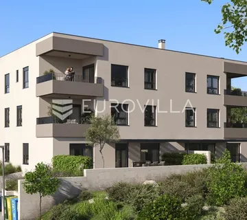 Istra, Pula, novogradnja s liftom i garažom