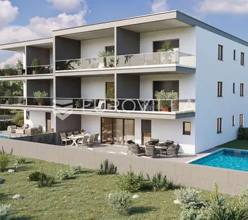 Istra, Novigrad, ekskluzivan stan s dvije spavaće sobe i dvije terase blizu mora, S7