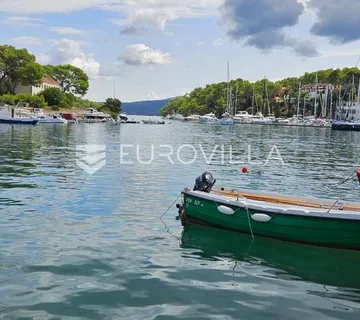 Hvar, Vrboska, građevinsko zemljište s projektom - cover